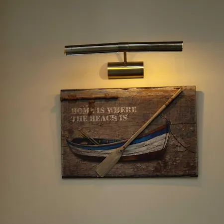 - 100 M Zum Yachthafen Gager